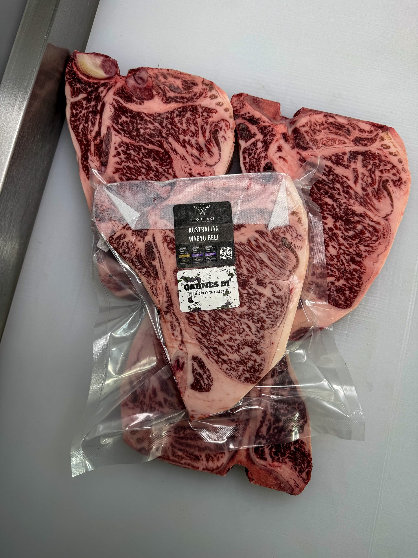 T-Bone Full Blood Wagyu Australiano BMS 9 - Stone Axe